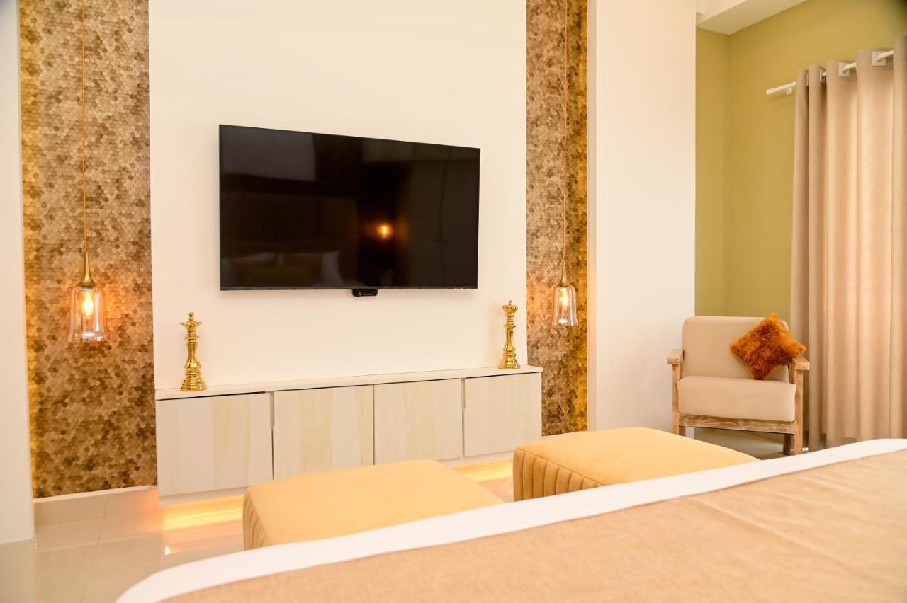 Ocean Breeze - Udaya Luxury Apartments Negombo Exteriér fotografie
