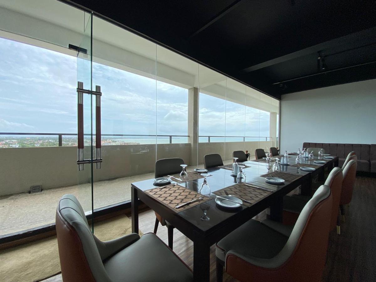 Ocean Breeze - Udaya Luxury Apartments Negombo Exteriér fotografie