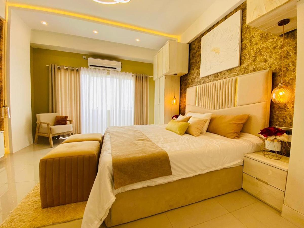 Ocean Breeze - Udaya Luxury Apartments Negombo Exteriér fotografie