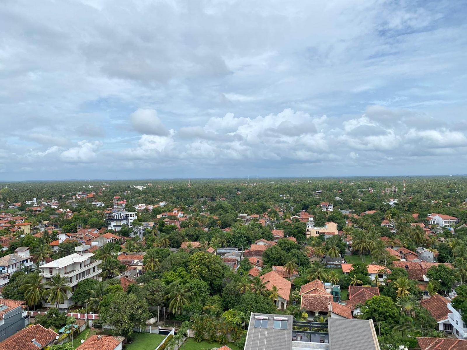 Ocean Breeze - Udaya Luxury Apartments Negombo Exteriér fotografie