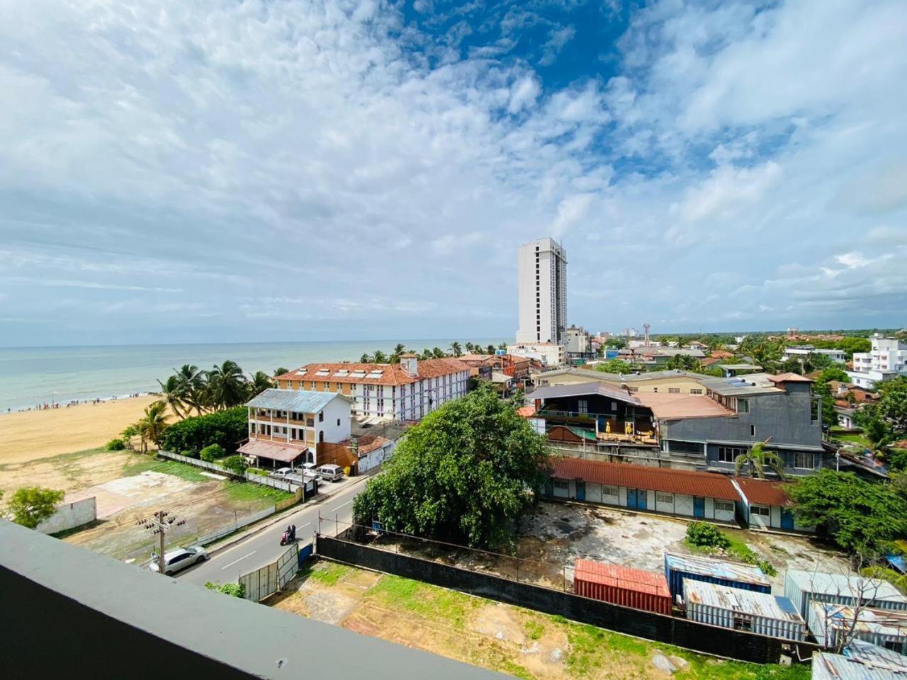 Ocean Breeze - Udaya Luxury Apartments Negombo Exteriér fotografie