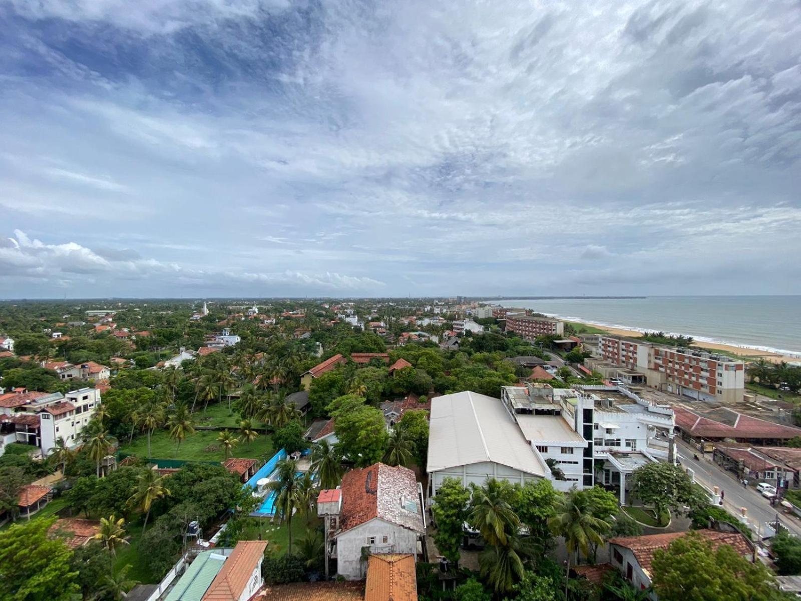 Ocean Breeze - Udaya Luxury Apartments Negombo Exteriér fotografie